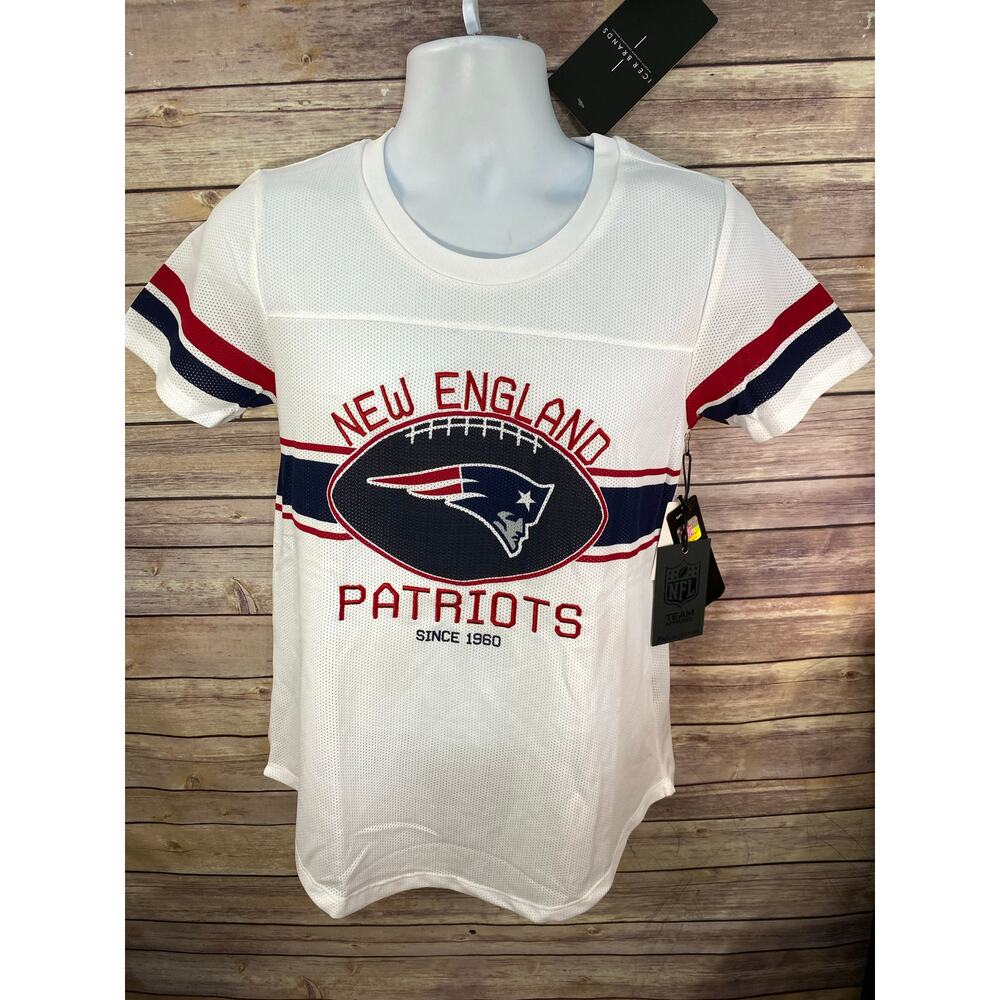 NWT New England Patriots Womens Jersey Size Medium NFL NEW
